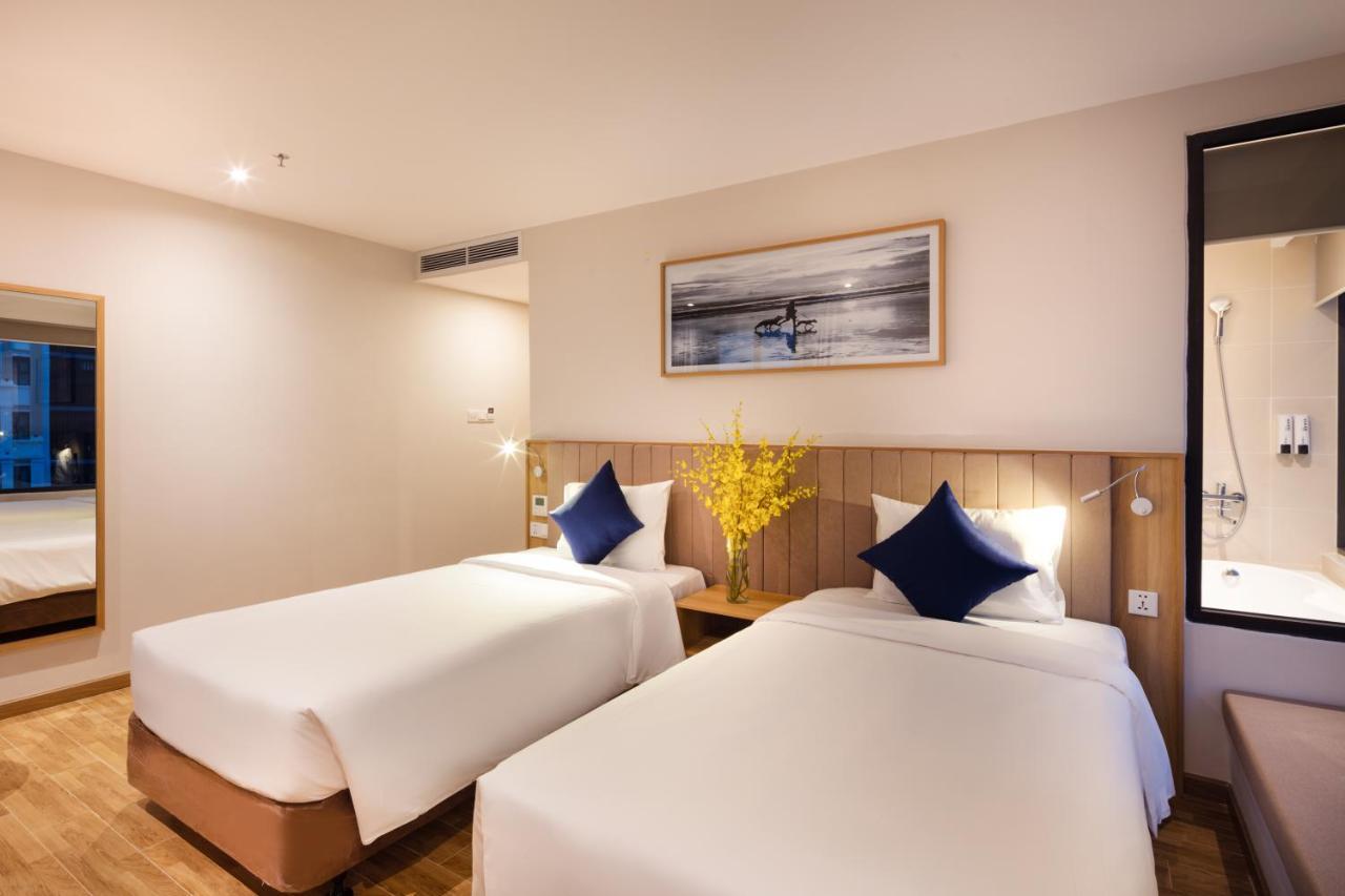 Ventana Nha Trang Hotel Exterior photo